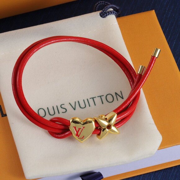 LOUIS VUITTON Accessories - Louis Vuitton Women's Gold Metal Logo Design Bracelet